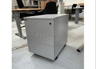 caissons métallique avec les tiroires