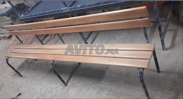 Banc scolaire avec dossier