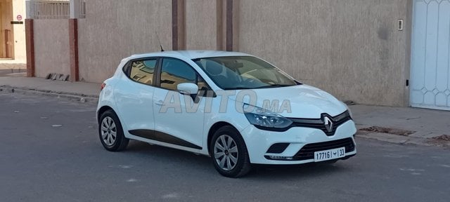 Renault Clio Diesel Manuelle 2019 à Agadir