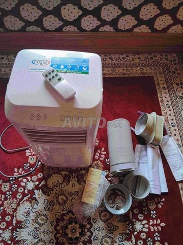 CLIMATISEUR MOBILE ARGO EN TRES BON ETAT