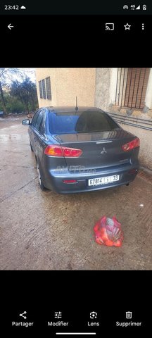 une mitsubichi lancer a vendre . belle occasion 