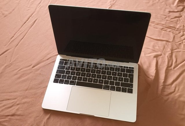 MacBook Pro 2017 13-inch