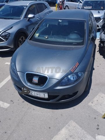 seat lion avendre très bonne état 
