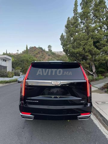 Cadillac Escalade Luxury Premium