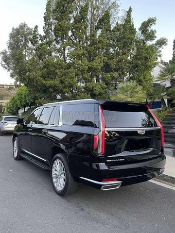 Cadillac Escalade Luxury Premium