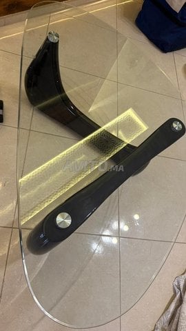 Table basse design en verre trempé