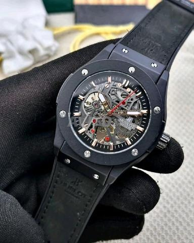 hublot homme disponible ⌚🔥  - 2