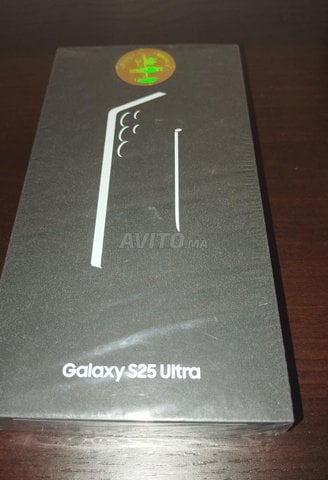 Samsung S25 ULTRA neuf sous emballage