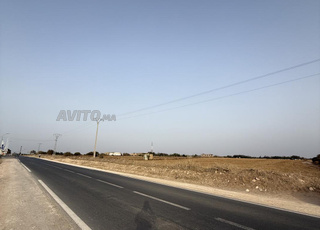 15 hectares titrés et lotis zone villa a vendre 
