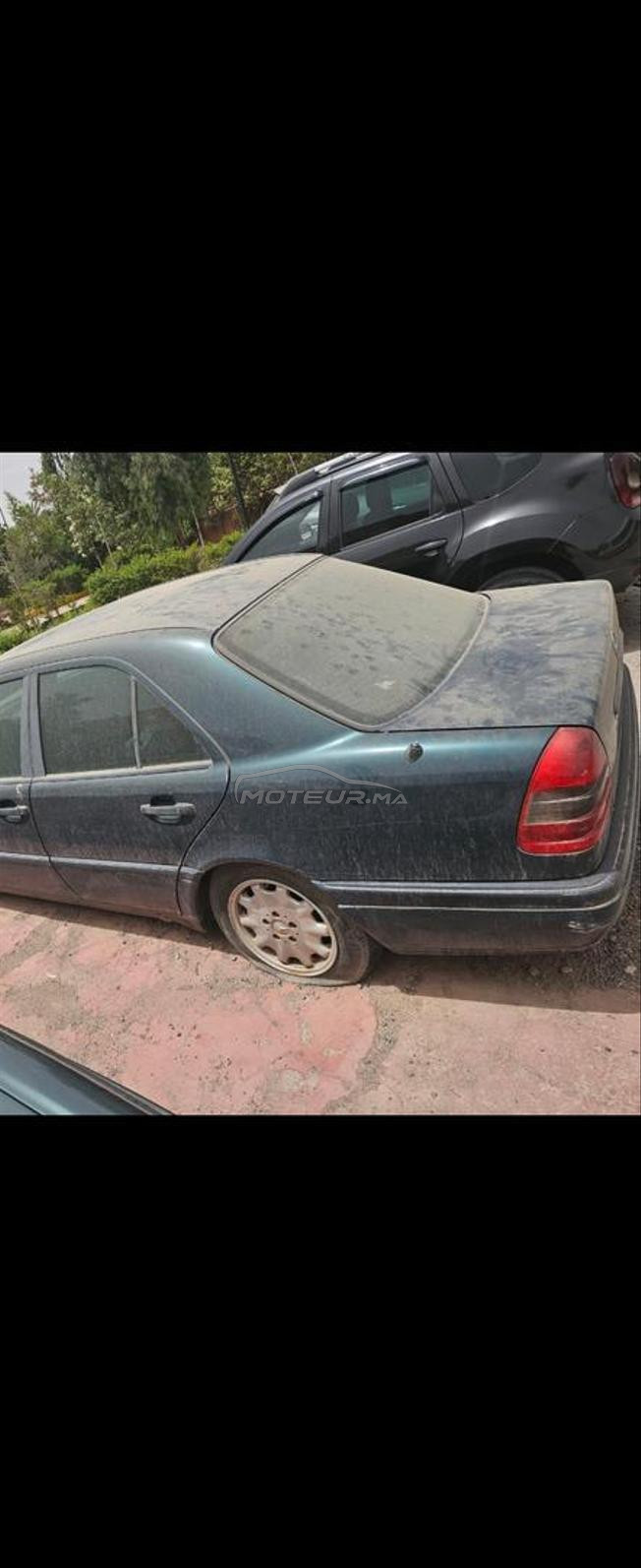 Mercedes 220