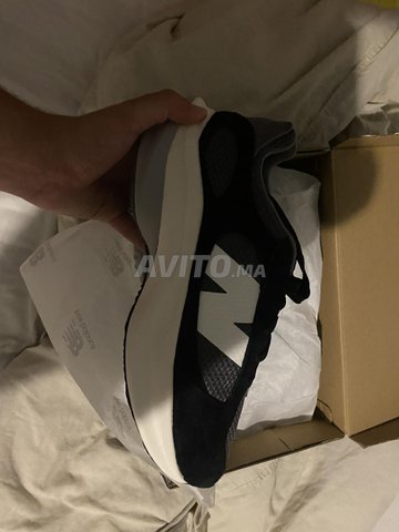 New balance originale neuve (45) 
