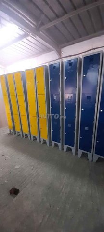 vestiaires métallique avec 1\2\3\4\5 porte