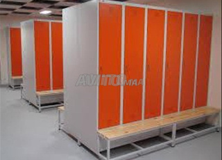 VESTIAIRE MÉTALLIQUE