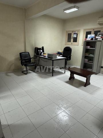 Bureau à vendre - Fonctionnel et bien situé - 2