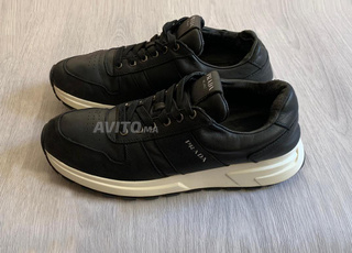 BASKET PRADA ORIGINAL TAILLE 41/42