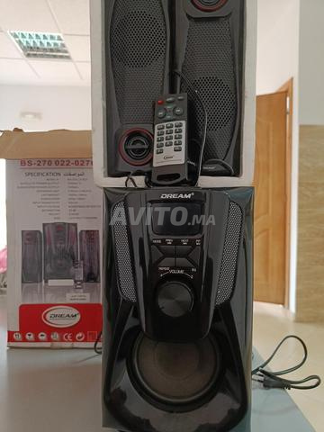 système d'enceintes multimédia de la marque DREAM,