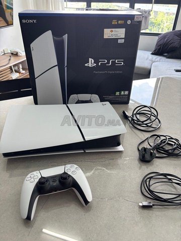 playstation 5 slim edition digital comme neuf