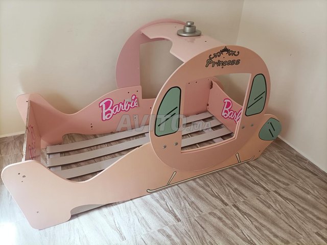 Lit barbie pour enfant ناموسية للاطفال