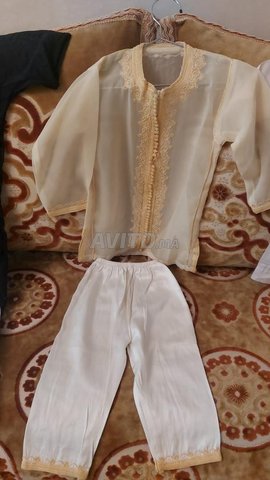 Costume et 9miss garçon et deux ensembles sousdi