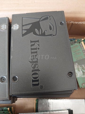 lot 32 ssd 240Go marque kingston
