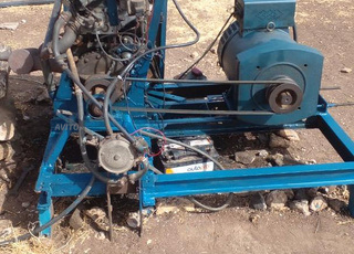 الات زراعية ( محرك للسقي)