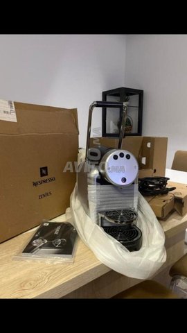 Machine a cafe nespresso neuf