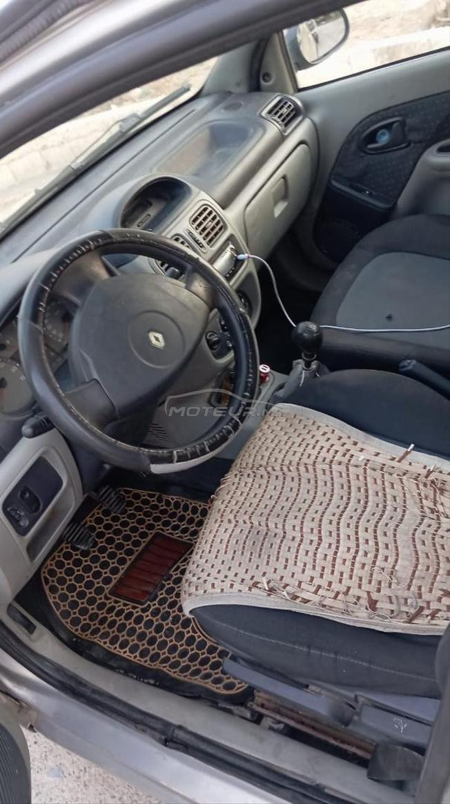 Renault Clio Essence Manuelle 2006 à Taza