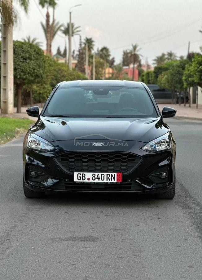 ford focus st line