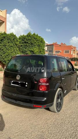 voiture Volkswagen touran - 2