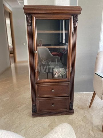 Vitrine en bois massif