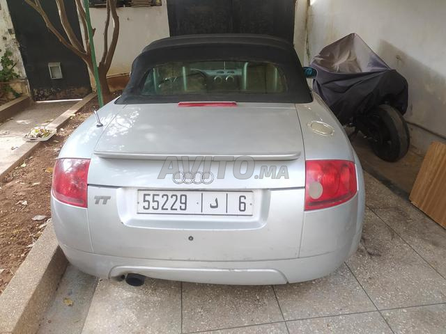 Audi TT Essence Manuelle 2000 à Casablanca - 2