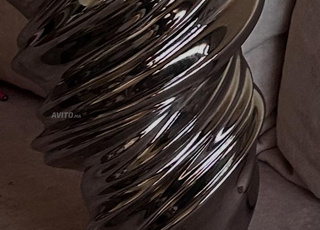 tres joli vase design Silver Squall Vase