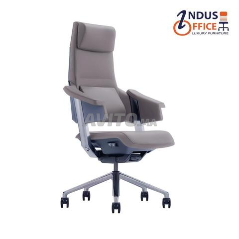 Fauteuil de direction Grand confort, finition cuir - 2