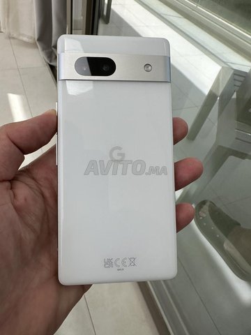 Google pixel 7a comme neuf 