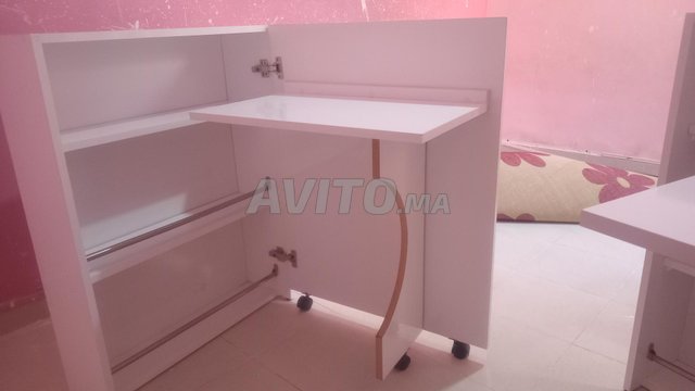 bureau pliable avec rangemant