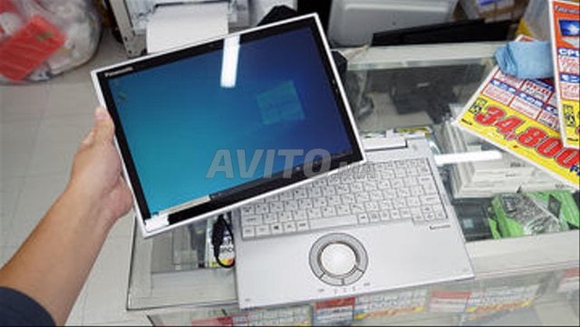 Pc et tablette tactile i5 7ème Ram 8 Disc 256 SSD 