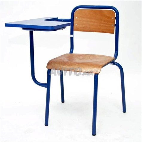 Chaise semi-métallique Dossier rond avec tablette 