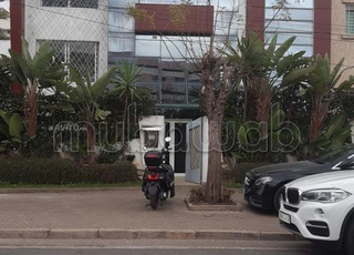 LOCAL COMMERCIAL 550M À LOUER À LES CRÊTES POO