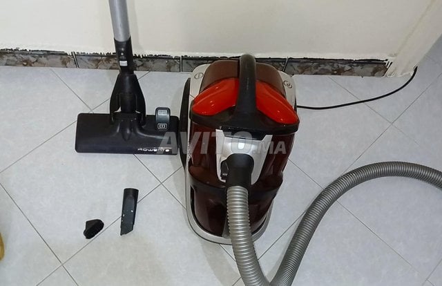aspirateur Rowenta bon état 