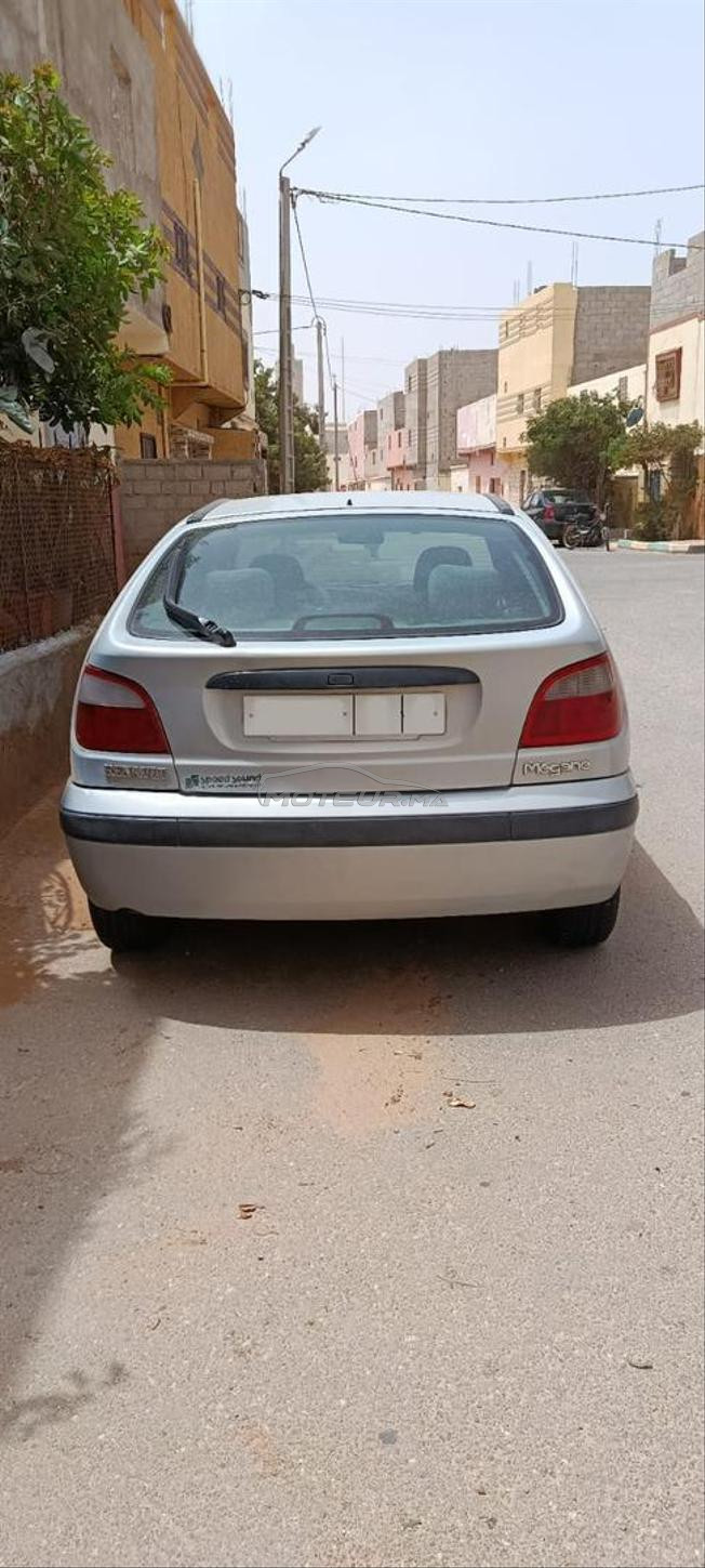 السيارة تباعت