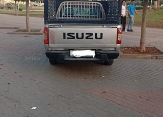 سيارة مستعملة للبيع 