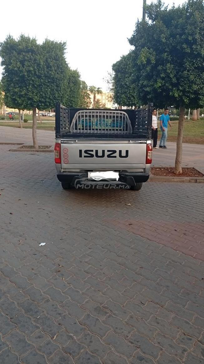 سيارة مستعملة للبيع 