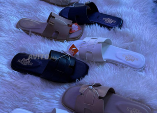 صنادل نسائية انيقة ومريحة صيفية 