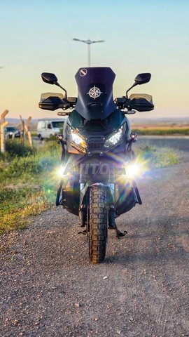 Honda X-adv 750