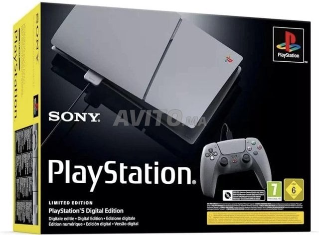 PS5 Slim 30th Anniversary