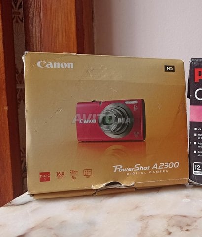 Canon Powershot A2300 digital camera 