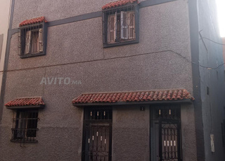 منزل كامل من طابقين 