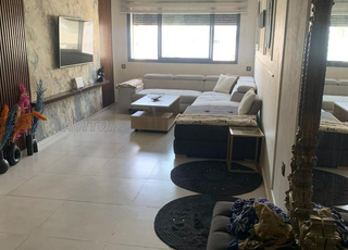 شقة فاخرة للإيجار