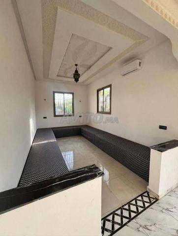 Belle Villa avec Jardin et Piscine Privée - 2