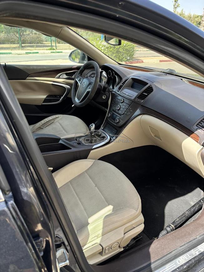 Opel Insignia Diesel Manuelle 2009 à Casablanca